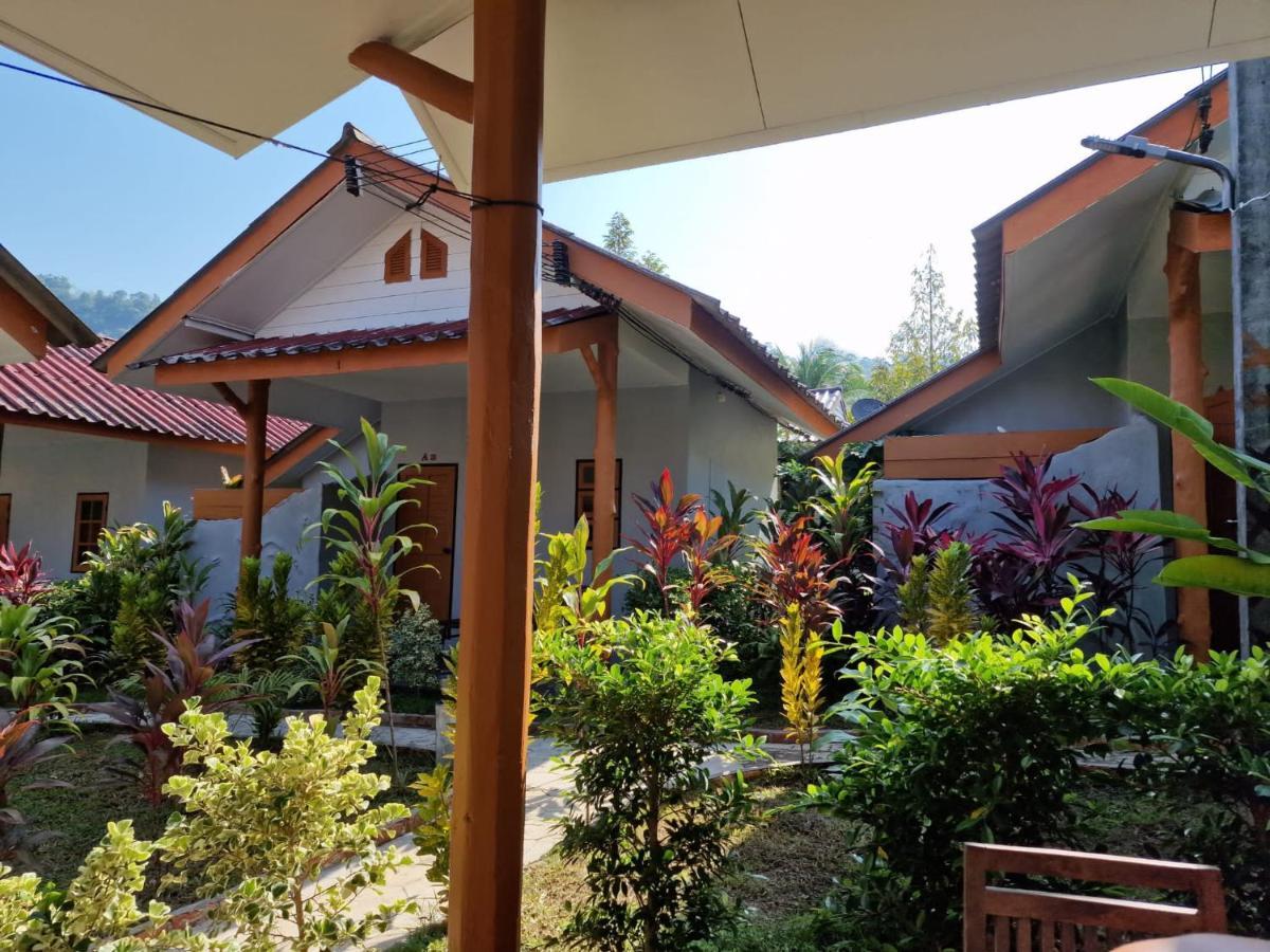 Khaolak Banana Bungalow Khao Lak Exterior foto