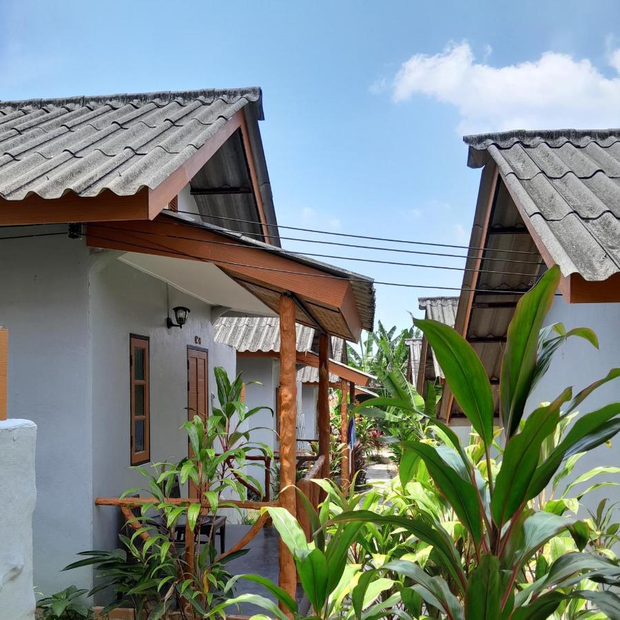 Khaolak Banana Bungalow Khao Lak Exterior foto