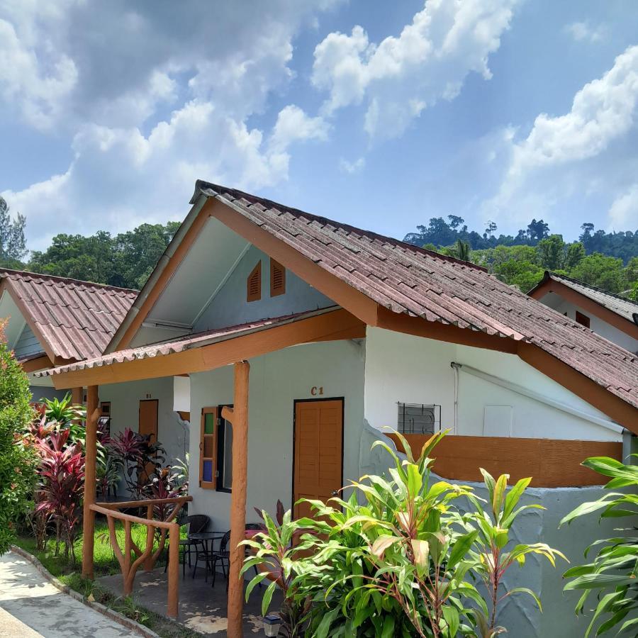 Khaolak Banana Bungalow Khao Lak Exterior foto