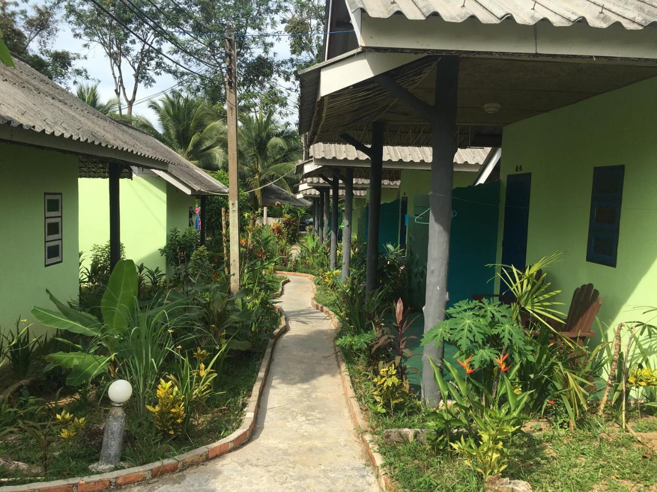 Khaolak Banana Bungalow Khao Lak Exterior foto